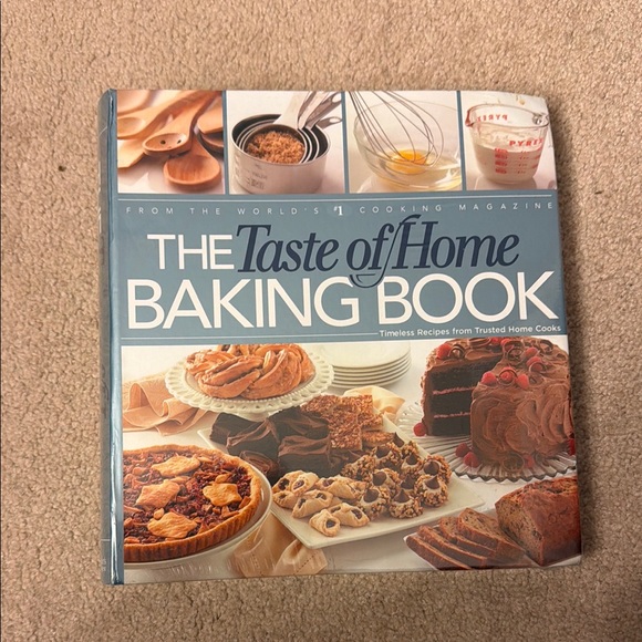 Taste Of Home Other - Taste of Home Baking Book - Elegant Blue Cover